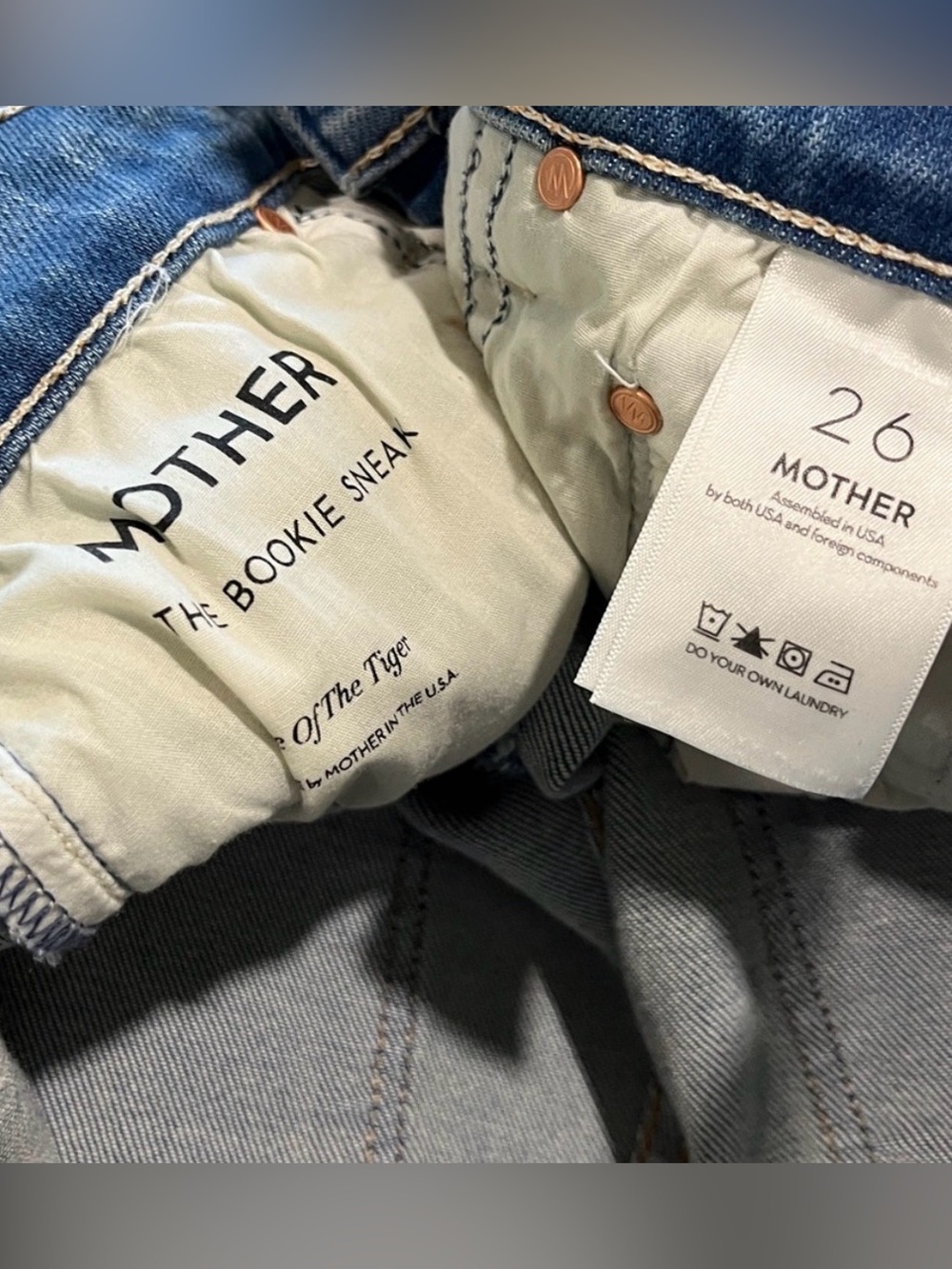 Mother Bookie Sneak Eye of the Tiger Jeans - SIZE 26 - Picture 6 of 8